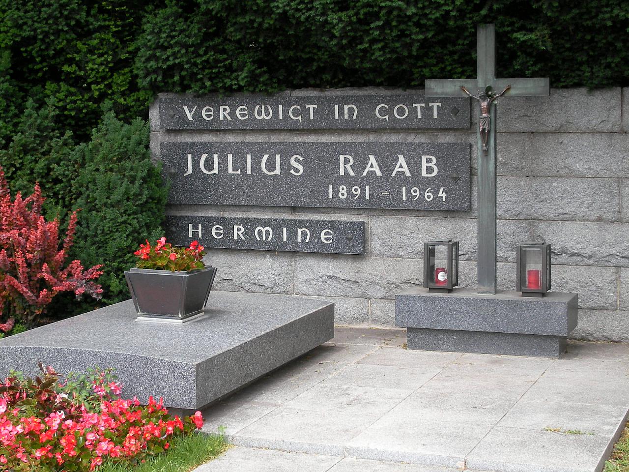 Ehrengrab Julius Raab am Zentralfriedhof