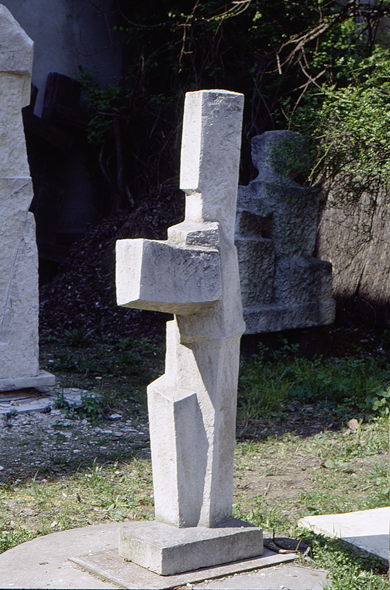 Mann mit ausgestrecktem Arm Mann mit ausgestrecktem Arm