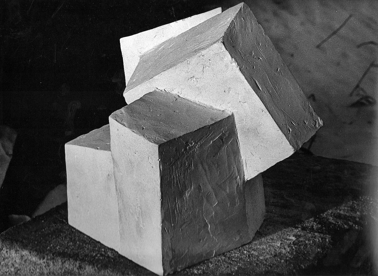 Durchdringung auf fünfeckigem Grundriss Durchdringung auf fünfeckigem Grundriss