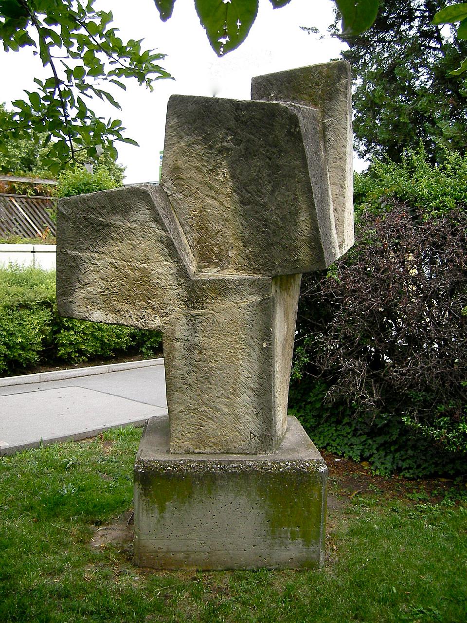 Räumlich-plastische Entfaltung einer Skulptur Räumlich-plastische Entfaltung einer Skulptur