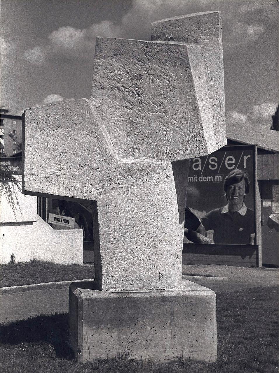 Räumlich-plastische Entfaltung einer Skulptur Räumlich-plastische Entfaltung einer Skulptur