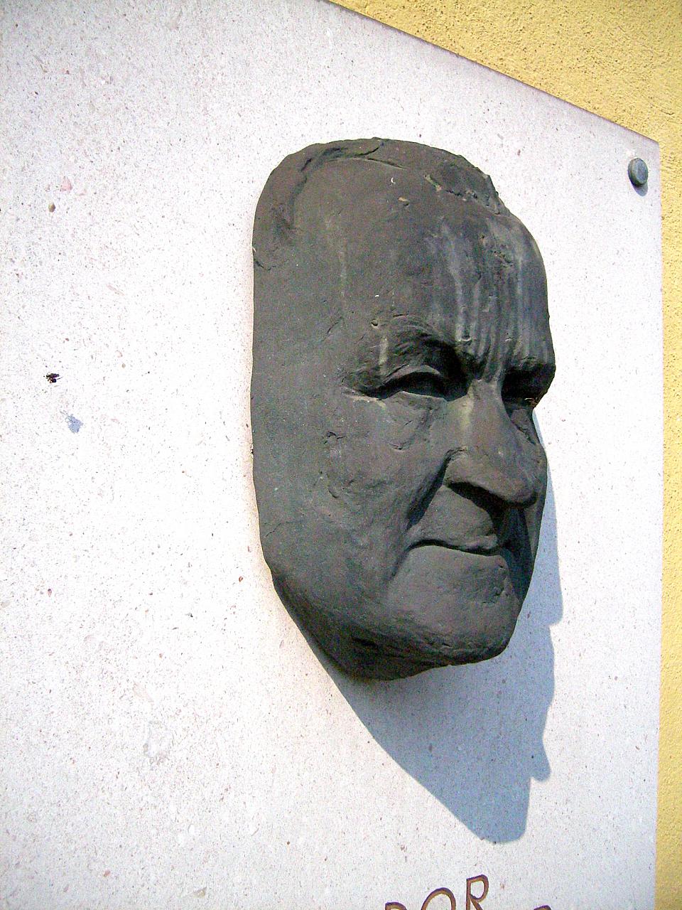 Reliefportrait Turl Hüttenegger Reliefportrait Turl Hüttenegger